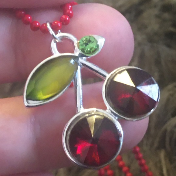 Colorful stone cherry pendant on beaded chain - Picture 6 of 9